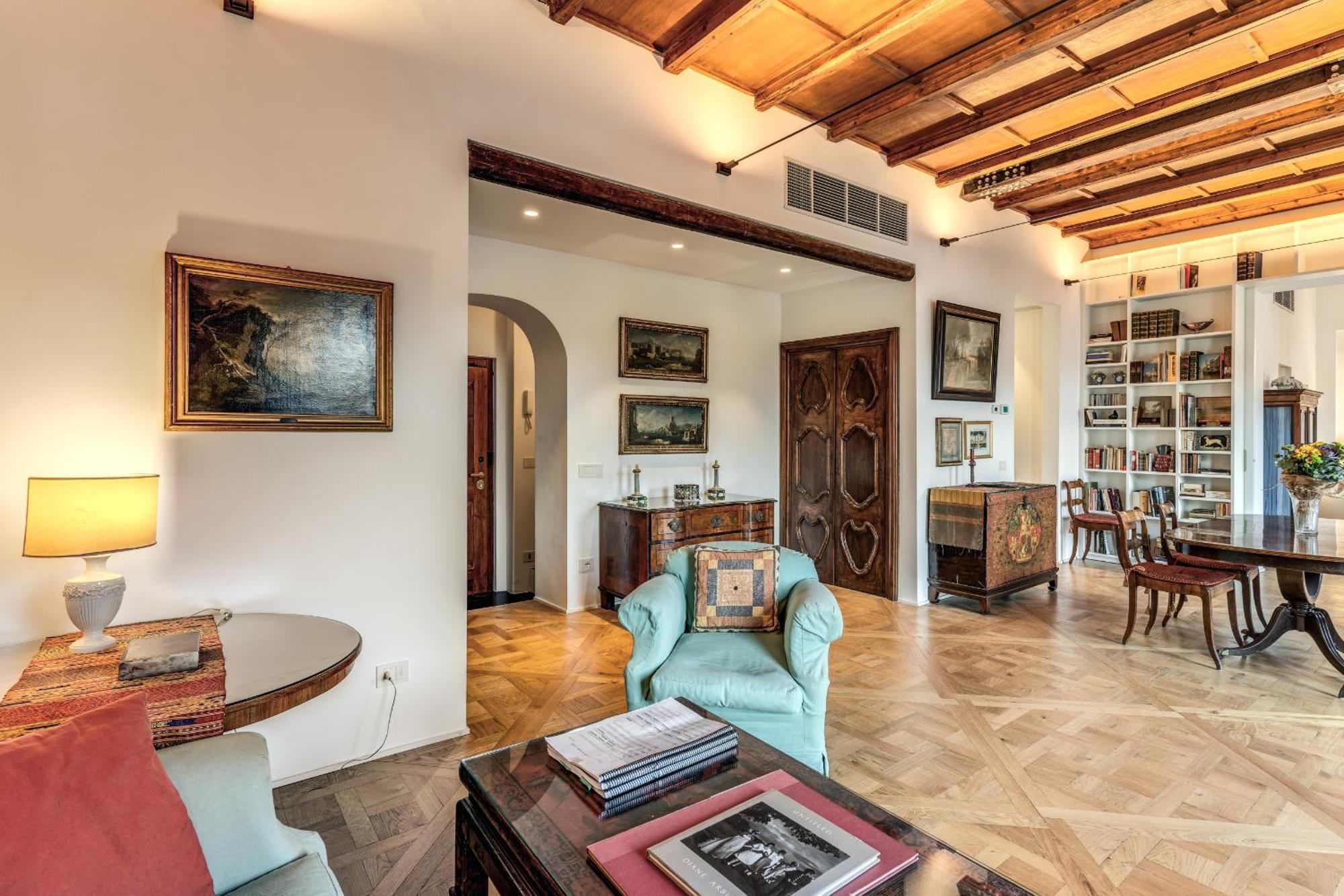 Trastevere Outstanding 4 Bedroom Terraced Appartement